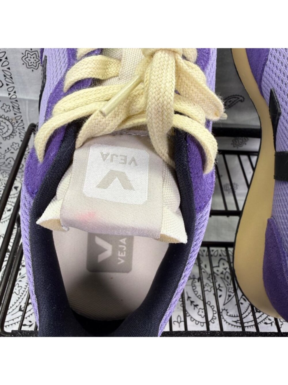 VEJA RIO BRANCO II ALVEOMESH/LAVANDER/BLACK WOMANS 7 MSRP 170.00 WORN 2X - Picture 6 of 10